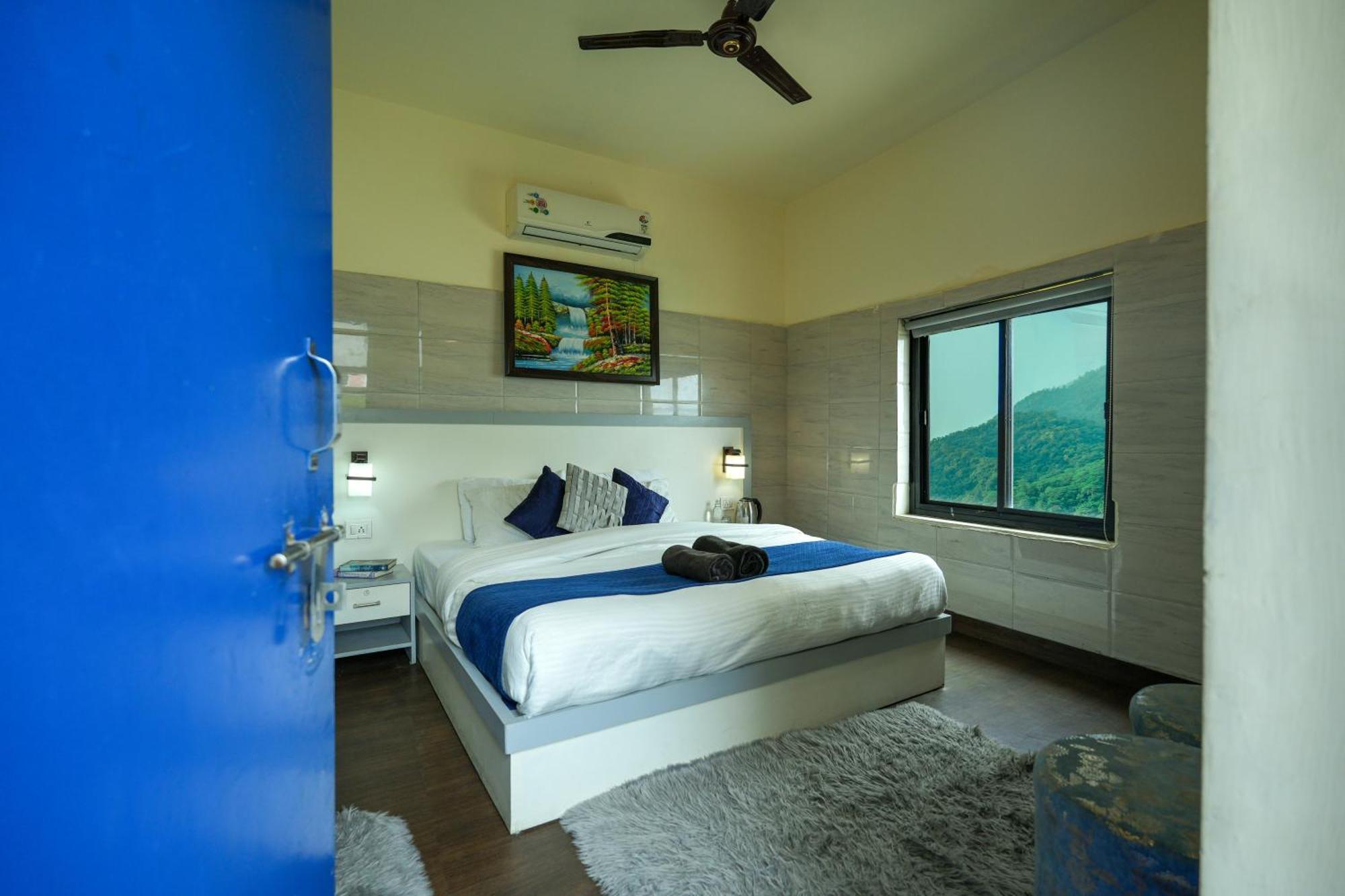 Shalom Backpackers Rishikesh Albergue Exterior foto