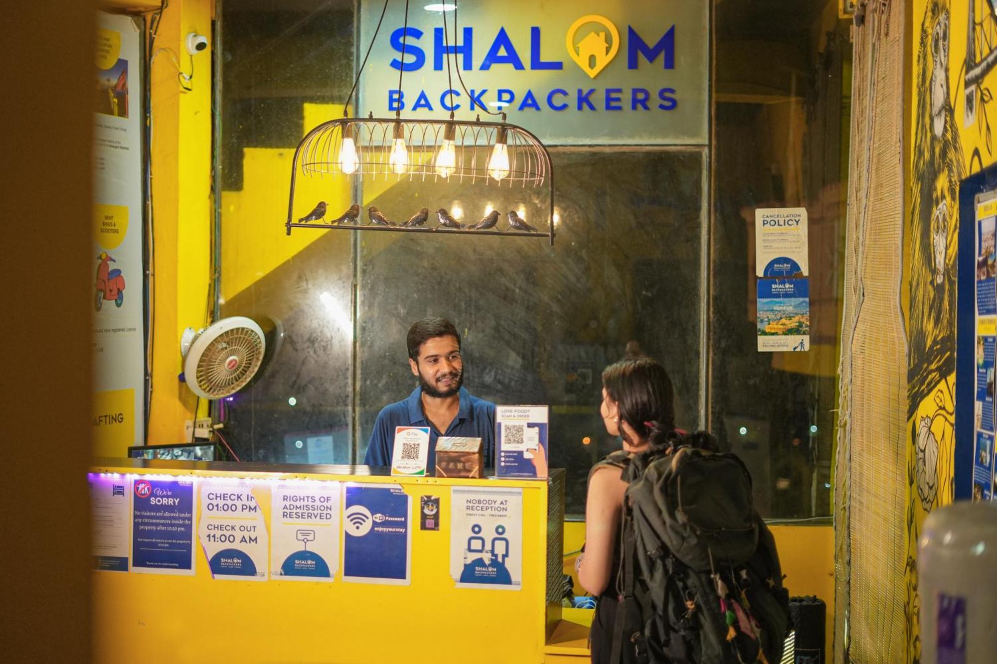 Shalom Backpackers Rishikesh Albergue Exterior foto